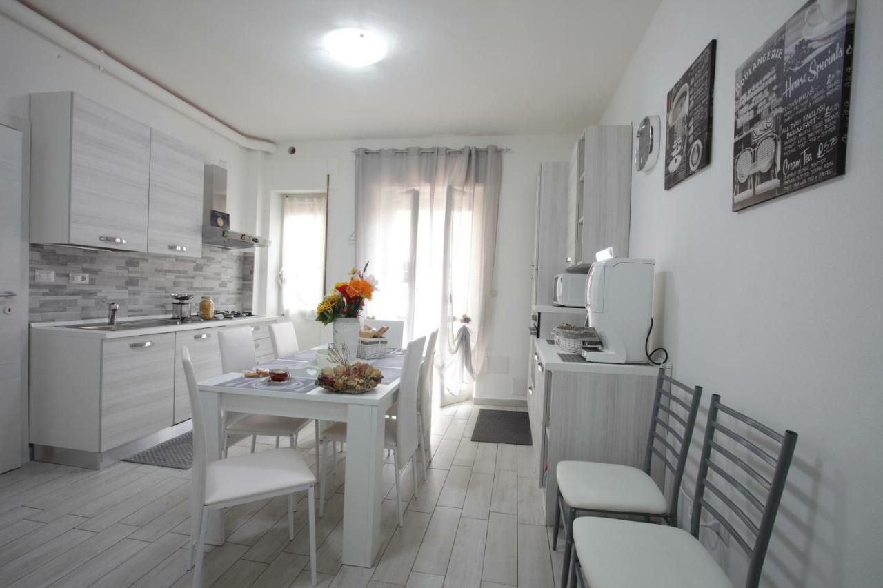 Jadianas Guest House Альгеро Экстерьер фото